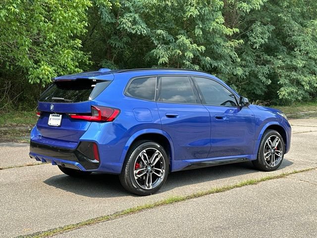 Used 2023 BMW X1 xDrive28i w/ M Sport Package AWD/4WD image 5
