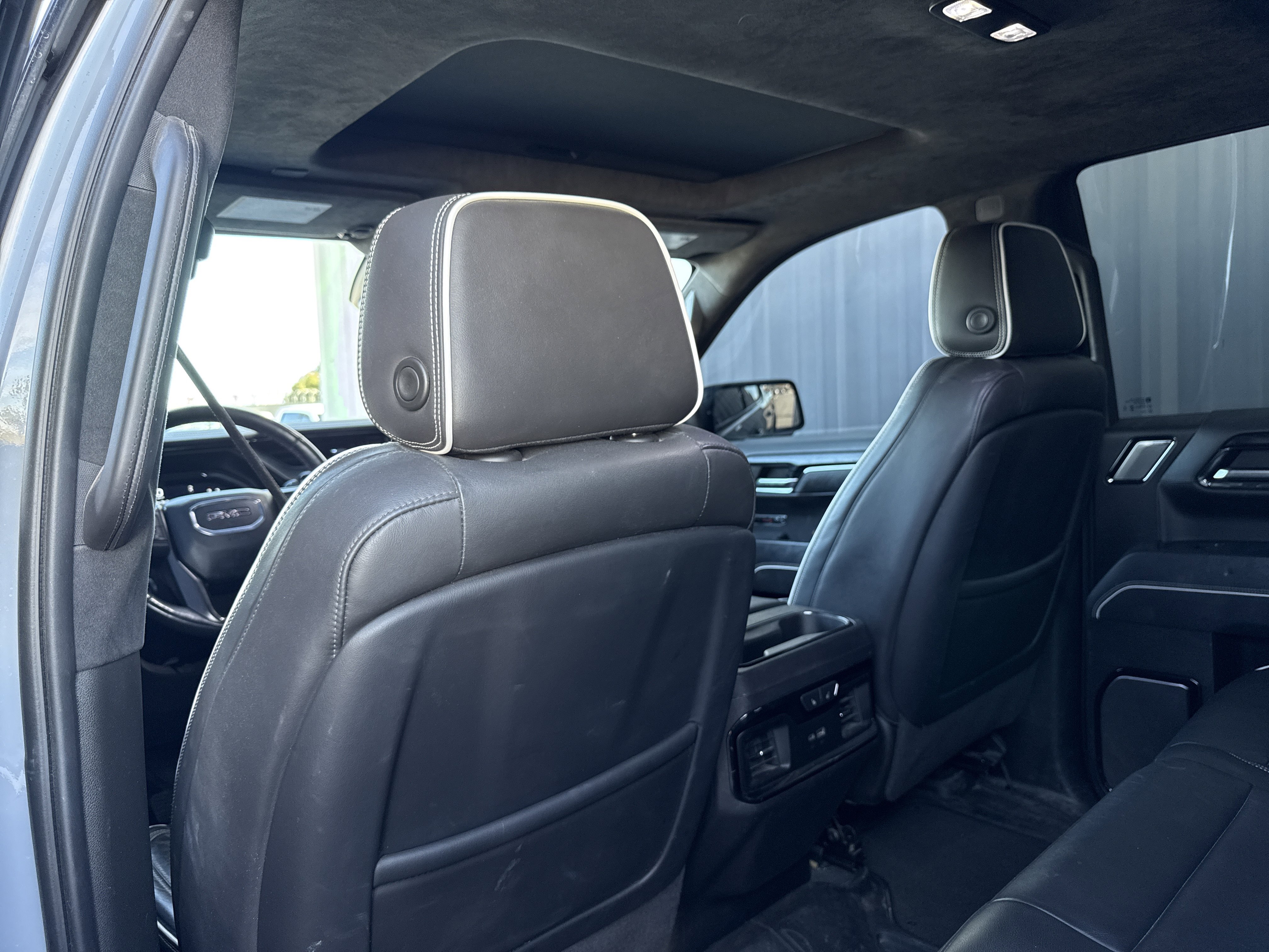 Used 2024 GMC Sierra 1500 AT4X image 29