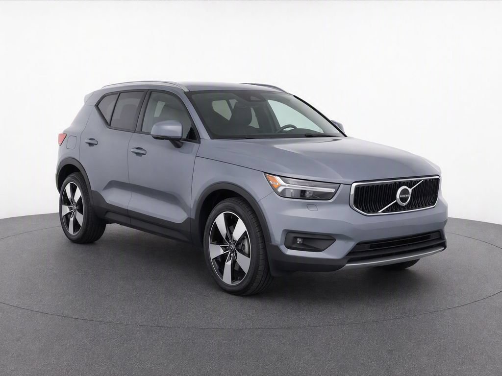 Used 2019 Volvo XC40 T5 Momentum AWD/4WD image 2
