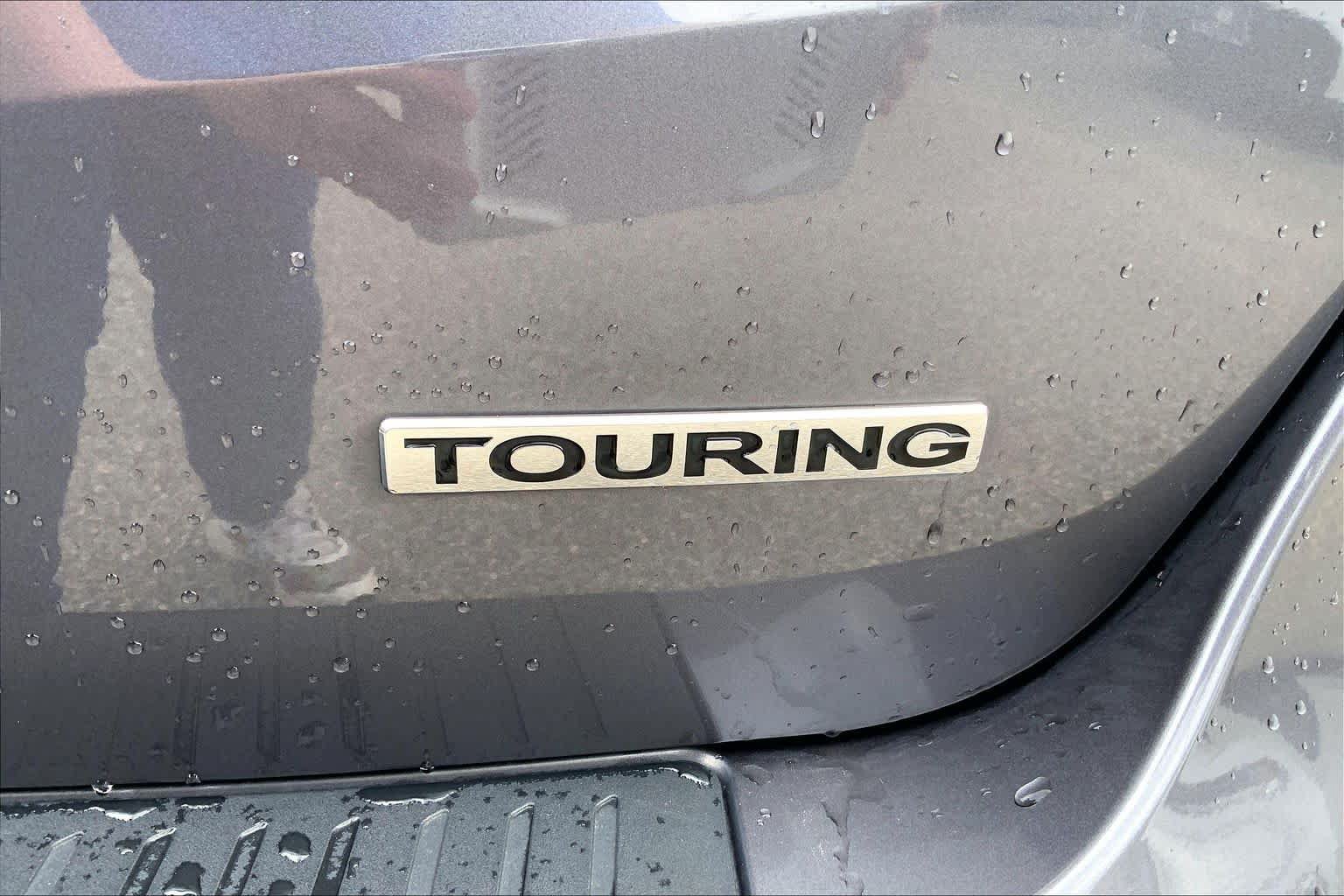 Used 2018 Honda Odyssey Touring image 10