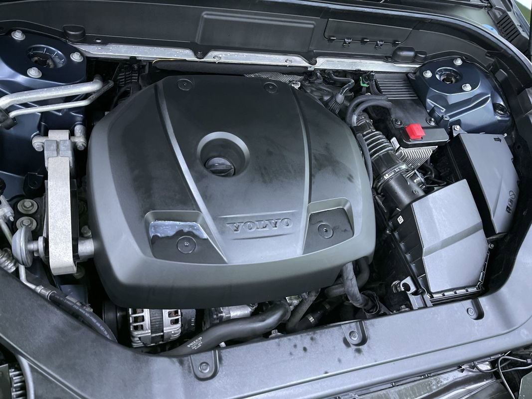 Used 2018 Volvo XC60 T6 Inscription w/ Vision Package image 31