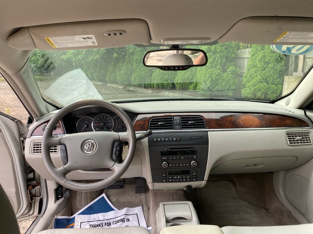 Used 2009 Buick LaCrosse CXL w/ Driver Confidence Package FWD image 14