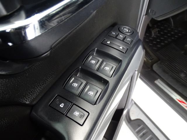 Used 2018 Chevrolet Silverado 1500 LTZ Z71 w/ Redline Edition AWD/4WD image 9