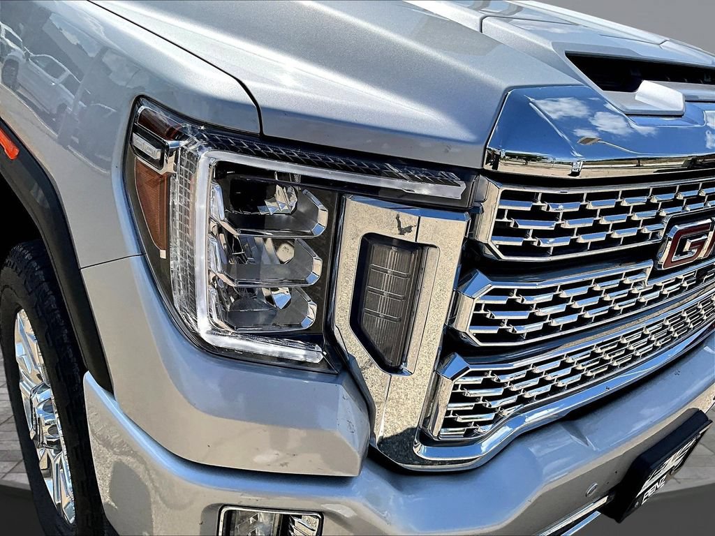 Used 2022 GMC Sierra 3500 Denali w/ Denali Ultimate Package AWD/4WD image 34