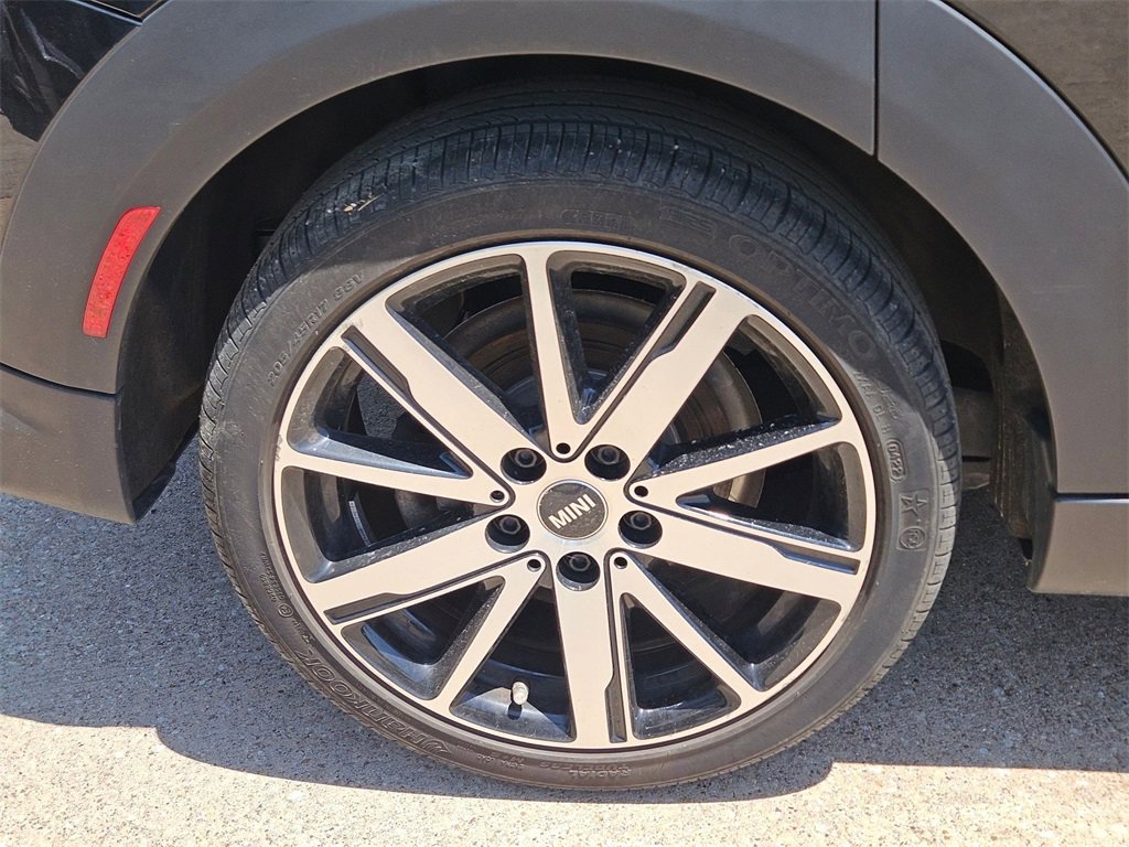 Used 2023 MINI Cooper S w/ Premium Package image 10