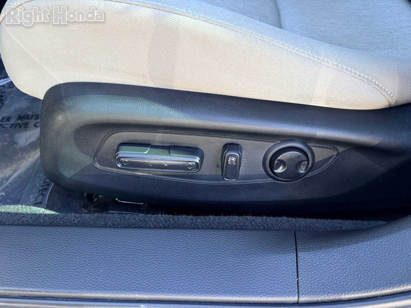 Certified 2023 Honda Accord EX image 23