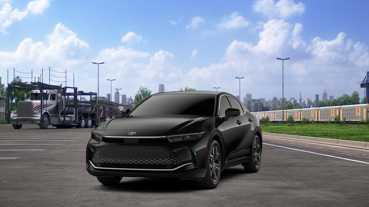 New 2026 Toyota Crown XLE image 18