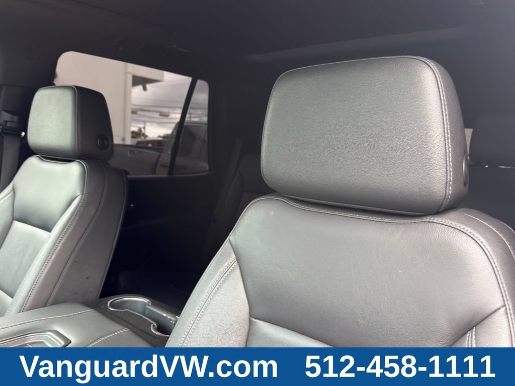 Used 2023 Chevrolet Tahoe Z71 w/ Luxury Package AWD/4WD image 17