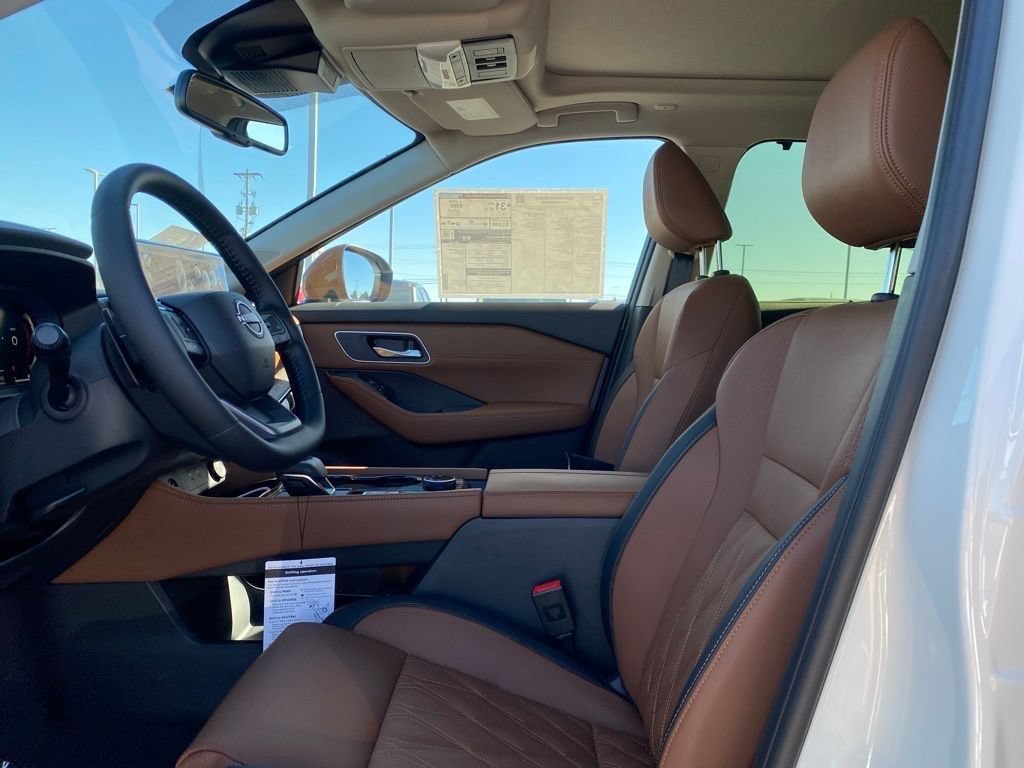New 2026 Nissan Rogue Platinum w/ Platinum Premium Package AWD/4WD image 11