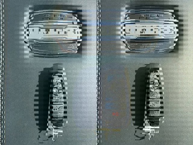 Used 2023 Ford F150 Limited image 34