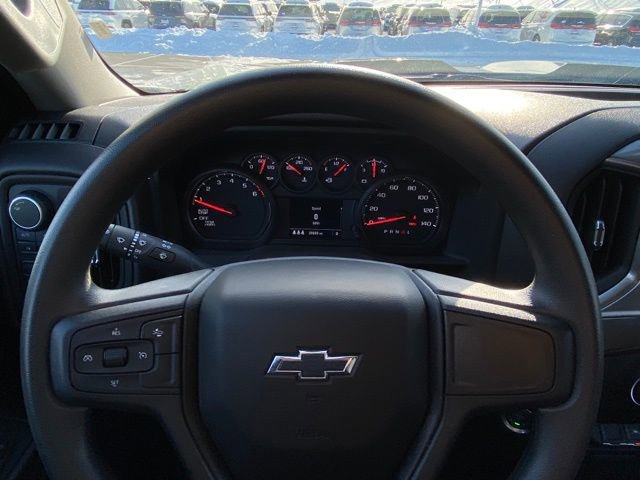 Used 2024 Chevrolet Silverado 1500 Custom Trail Boss w/ LPO, Dark Essentials Package image 16