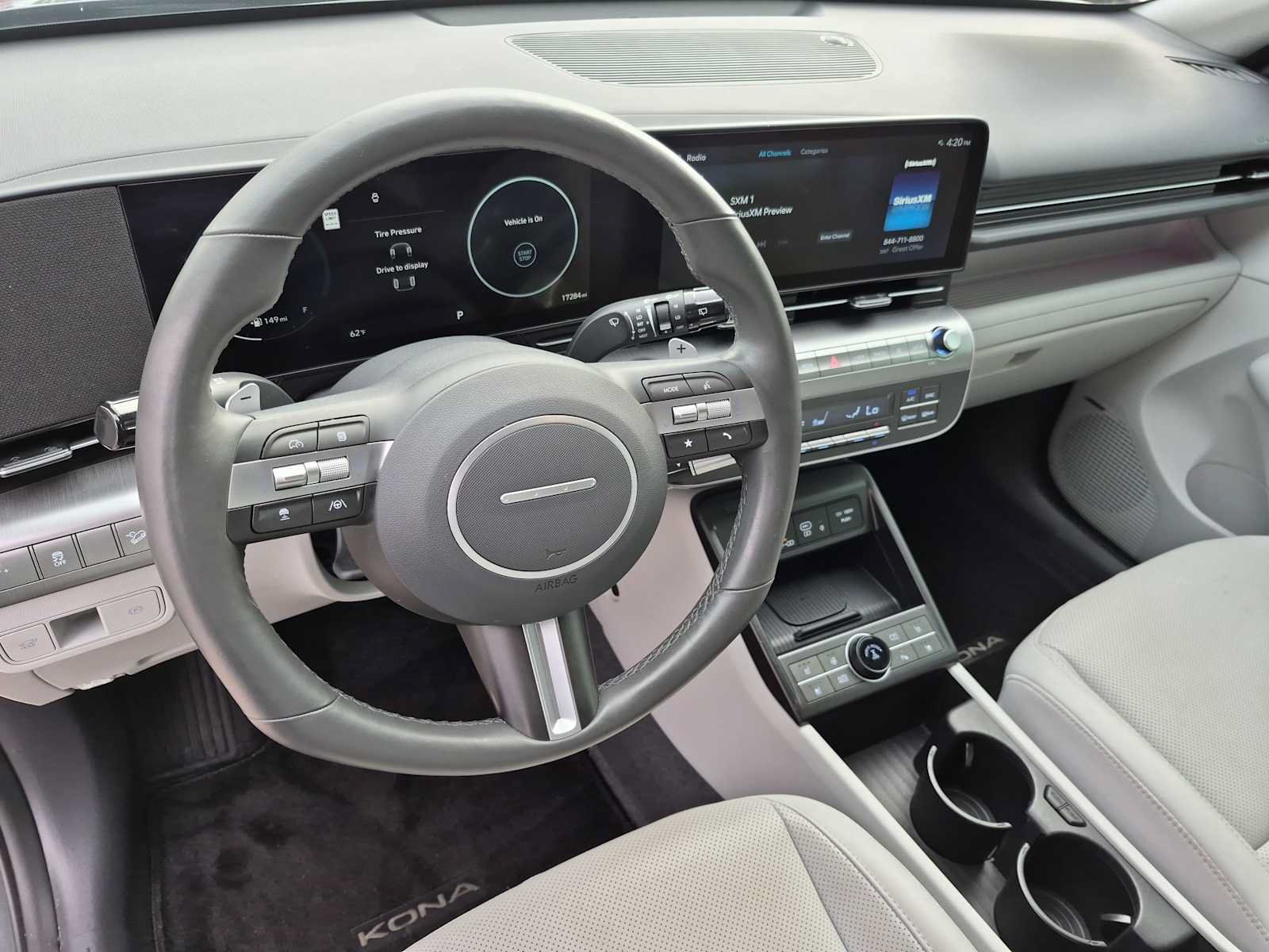 Used 2024 Hyundai Kona Limited AWD/4WD image 2