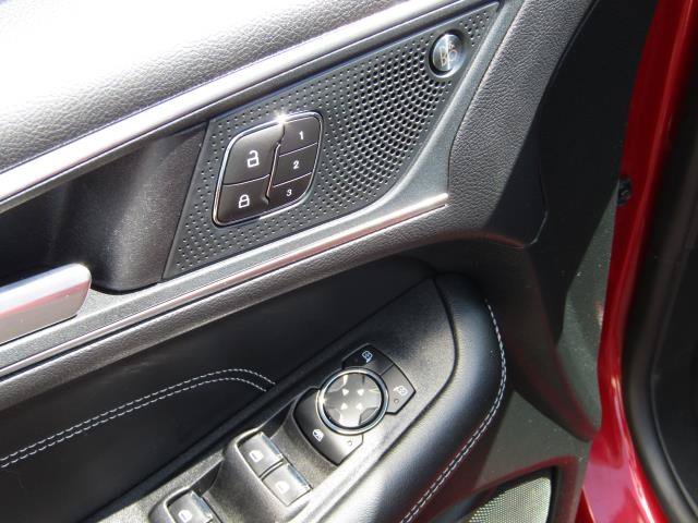 Used 2024 Ford Edge Titanium AWD/4WD image 19