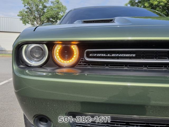 Used 2023 Dodge Challenger SXT RWD image 11