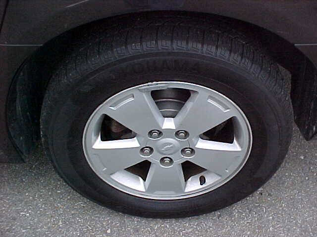 Used 2009 Chevrolet Impala LT w/ Luxury Edition Package FWD image 7