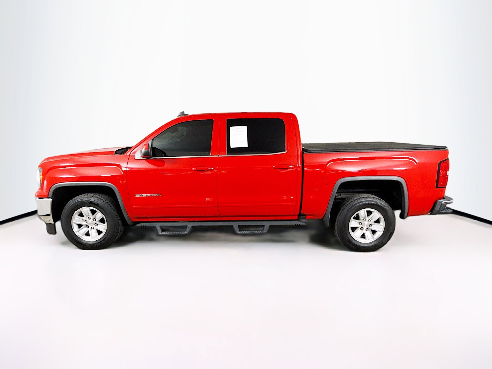 Used 2018 GMC Sierra 1500 SLE image 7