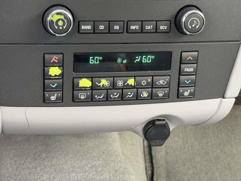 Used 2005 Buick LaCrosse CXL w/ Gold Convenience Package image 4