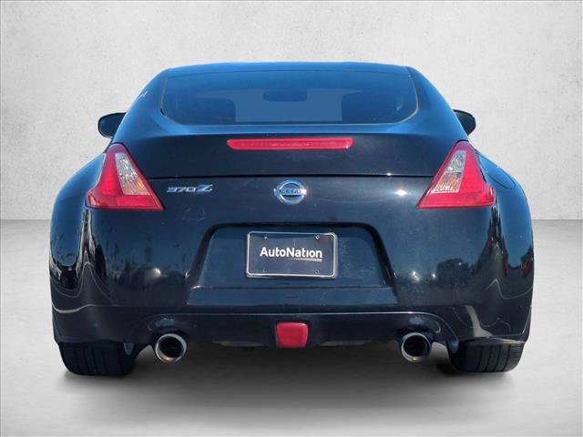 Used 2016 Nissan 370Z Coupe RWD image 7