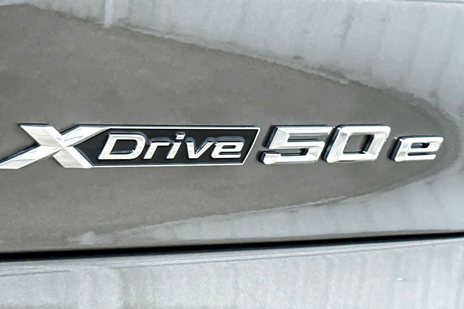 New 2026 BMW X5 xDrive50e w/ Executive Package image 26
