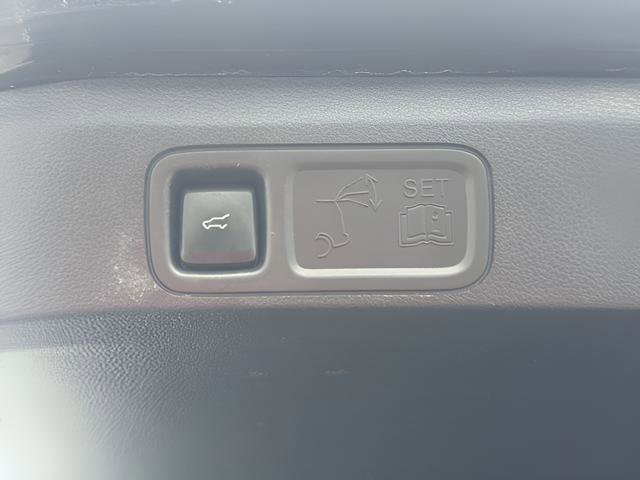 Used 2024 Lincoln Navigator Reserve image 32