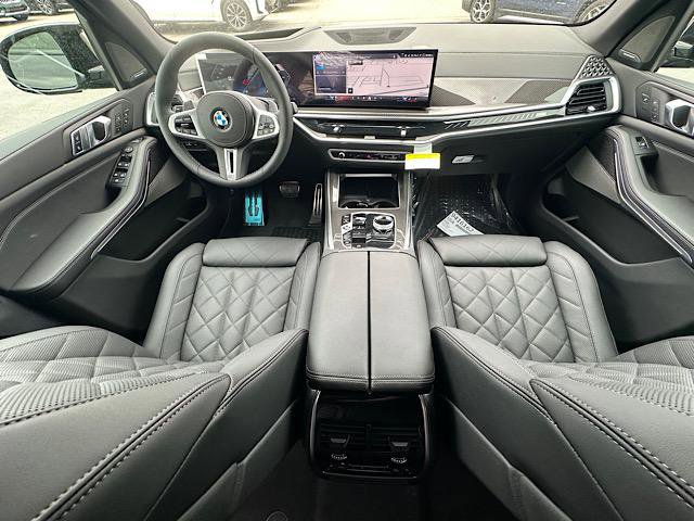 New 2026 BMW X5 M60i image 6