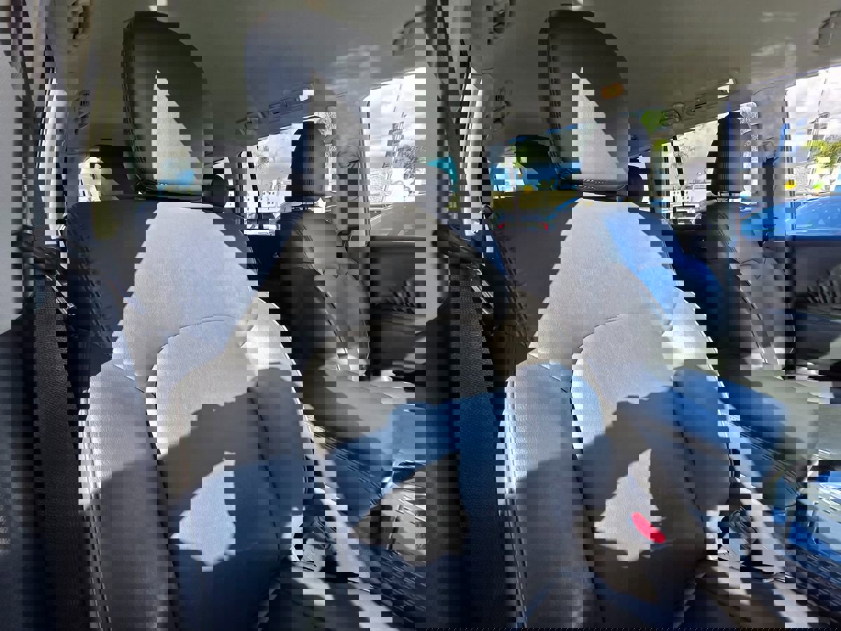 Used 2023 Nissan Armada SV image 11