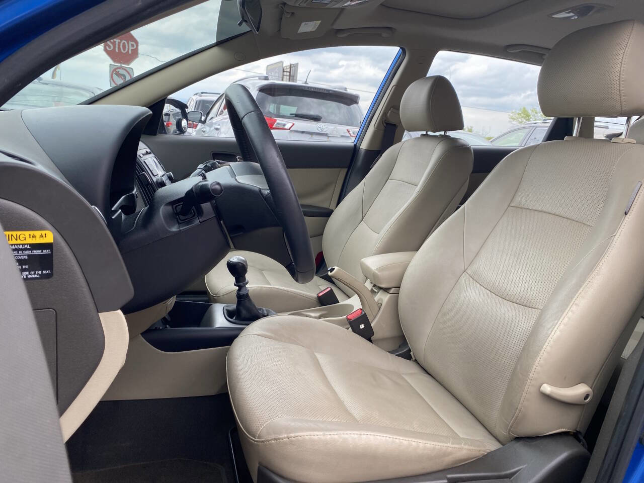 Used 2011 Hyundai Elantra image 13