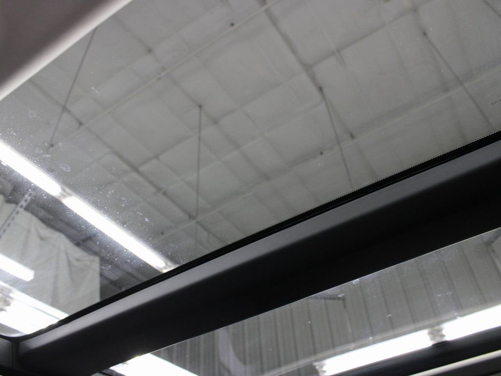 Used 2025 MAZDA CX-70 Plug-In Hybrid w/ Premium Pkg image 19