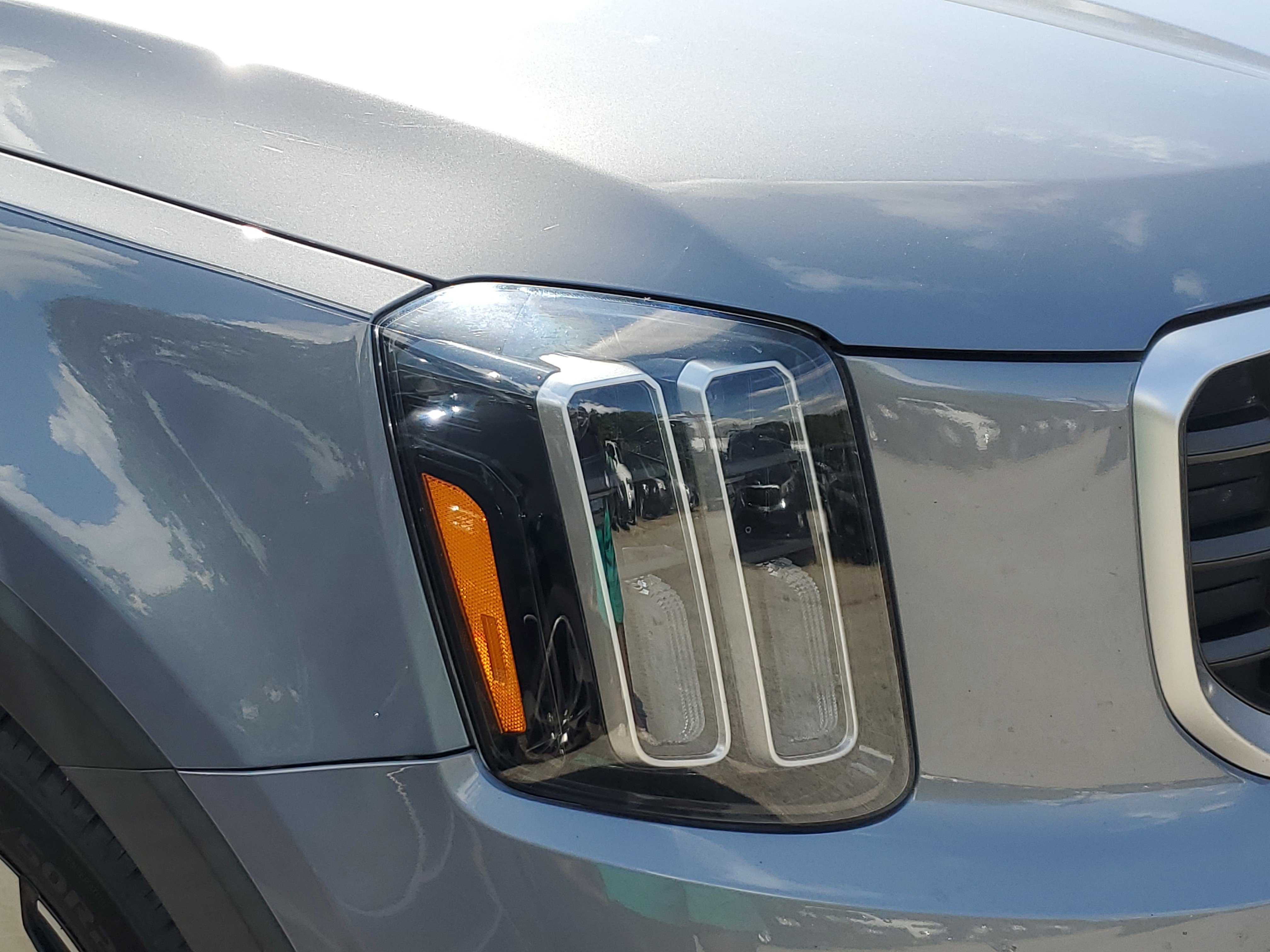Used 2023 Kia Telluride S w/ S Sunroof Package FWD image 9