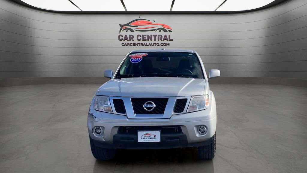 Used 2017 Nissan Frontier PRO-4X image 8