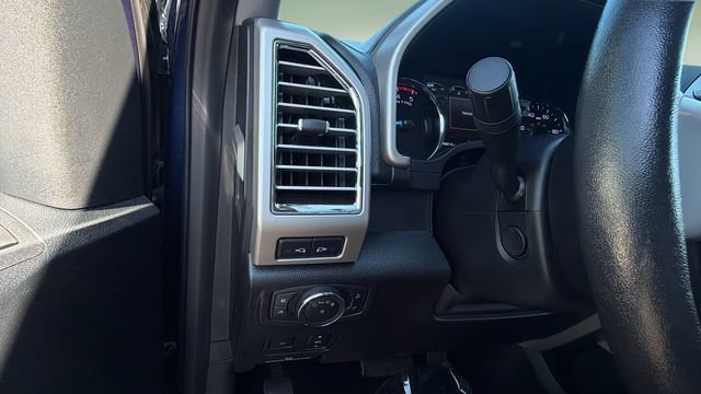 Used 2017 Ford F250 Lariat w/ Lariat Ultimate Package AWD/4WD image 23