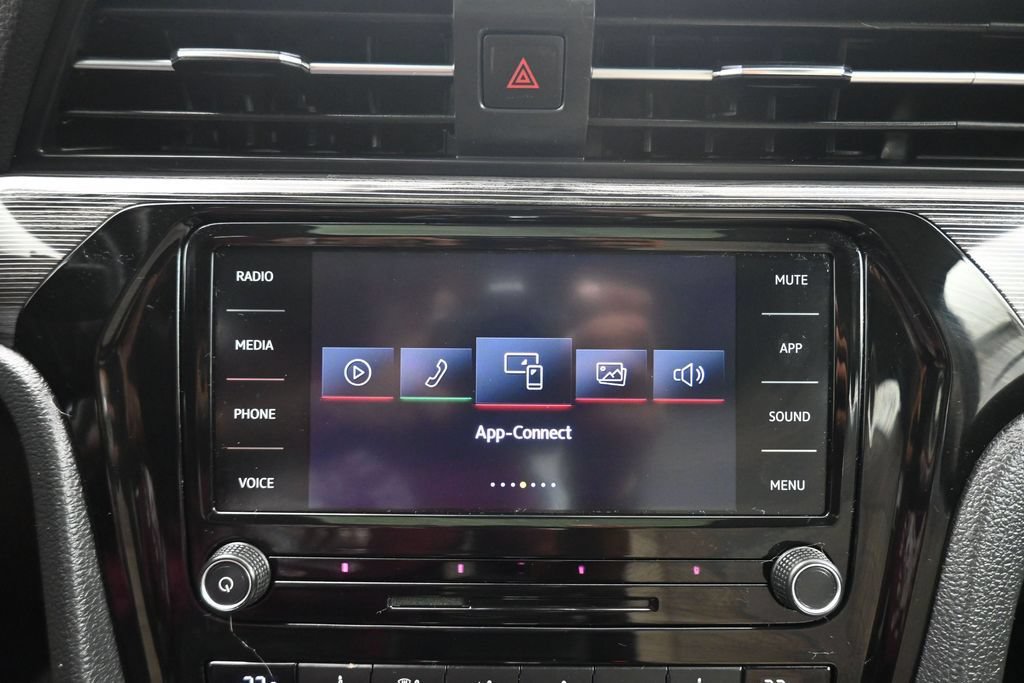 Used 2020 Volkswagen Passat 2.0T R-Line FWD image 17