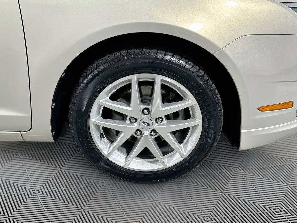 Used 2010 Ford Fusion SEL FWD image 20