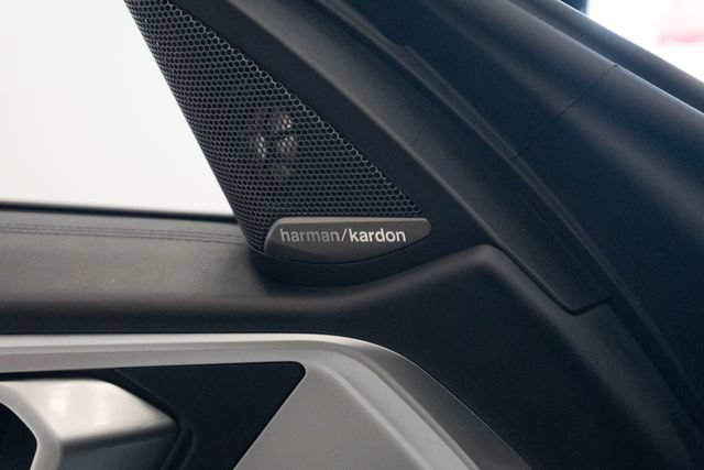 Used 2022 BMW M4 xDrive Competition AWD/4WD image 7