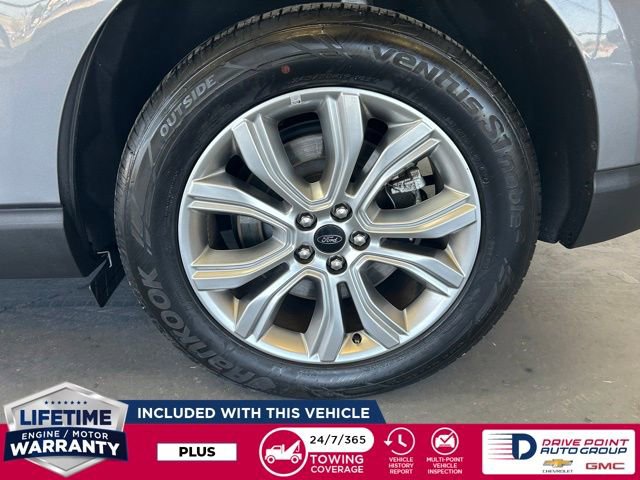 Used 2024 Ford Edge Titanium image 14