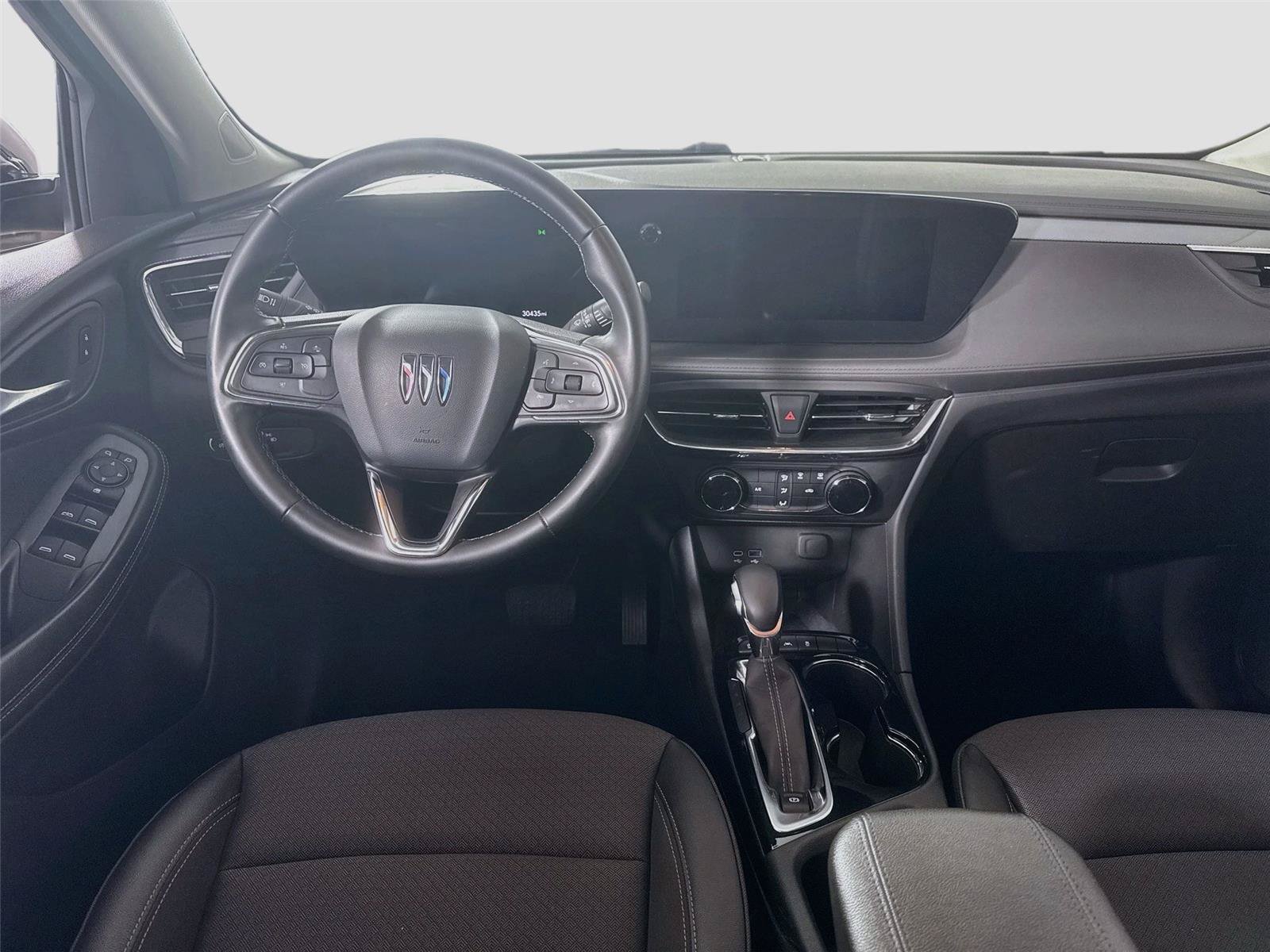 Used 2025 Buick Encore GX Preferred AWD/4WD image 2
