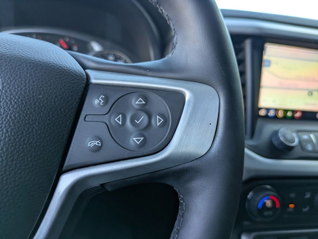 Used 2023 GMC Acadia SLT w/ Preferred Package image 30