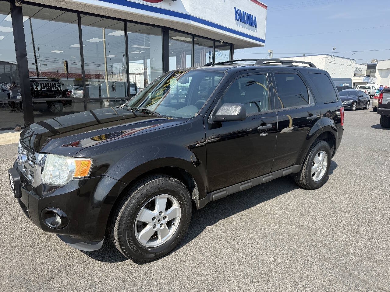 Used 2011 Ford Escape XLT w/ 201A Rapid Spec Order Code AWD/4WD image 8