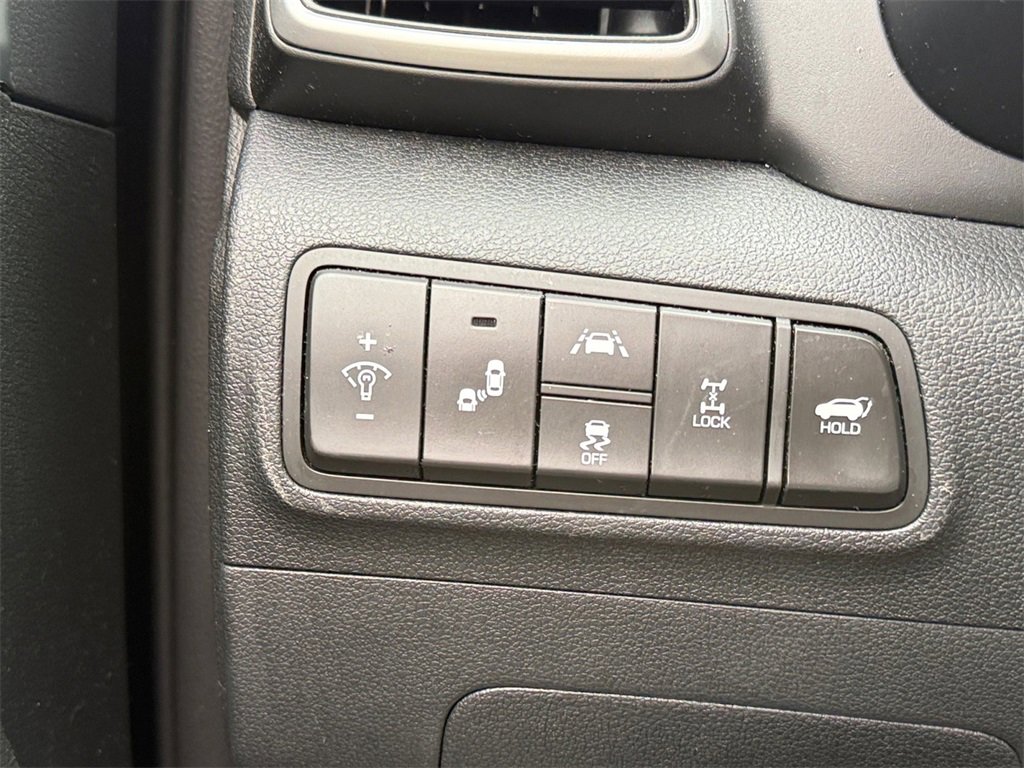 Used 2021 Hyundai Tucson Limited image 29