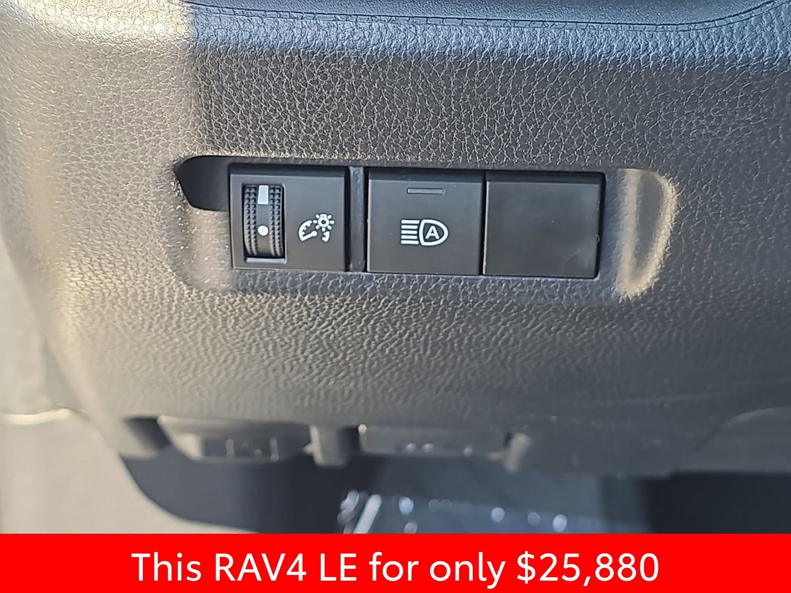 Used 2023 Toyota RAV4 LE image 30