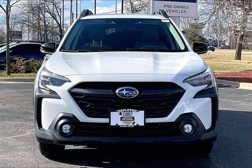 Certified 2025 Subaru Outback Premium image 2