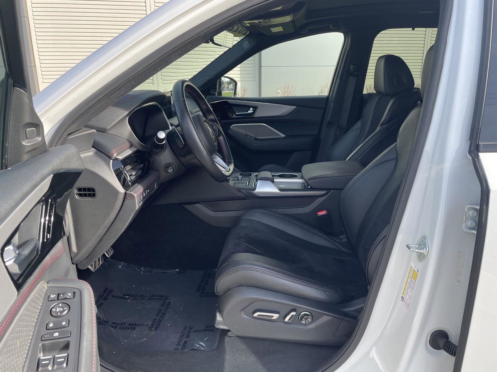 Used 2022 Acura MDX A-Spec image 30