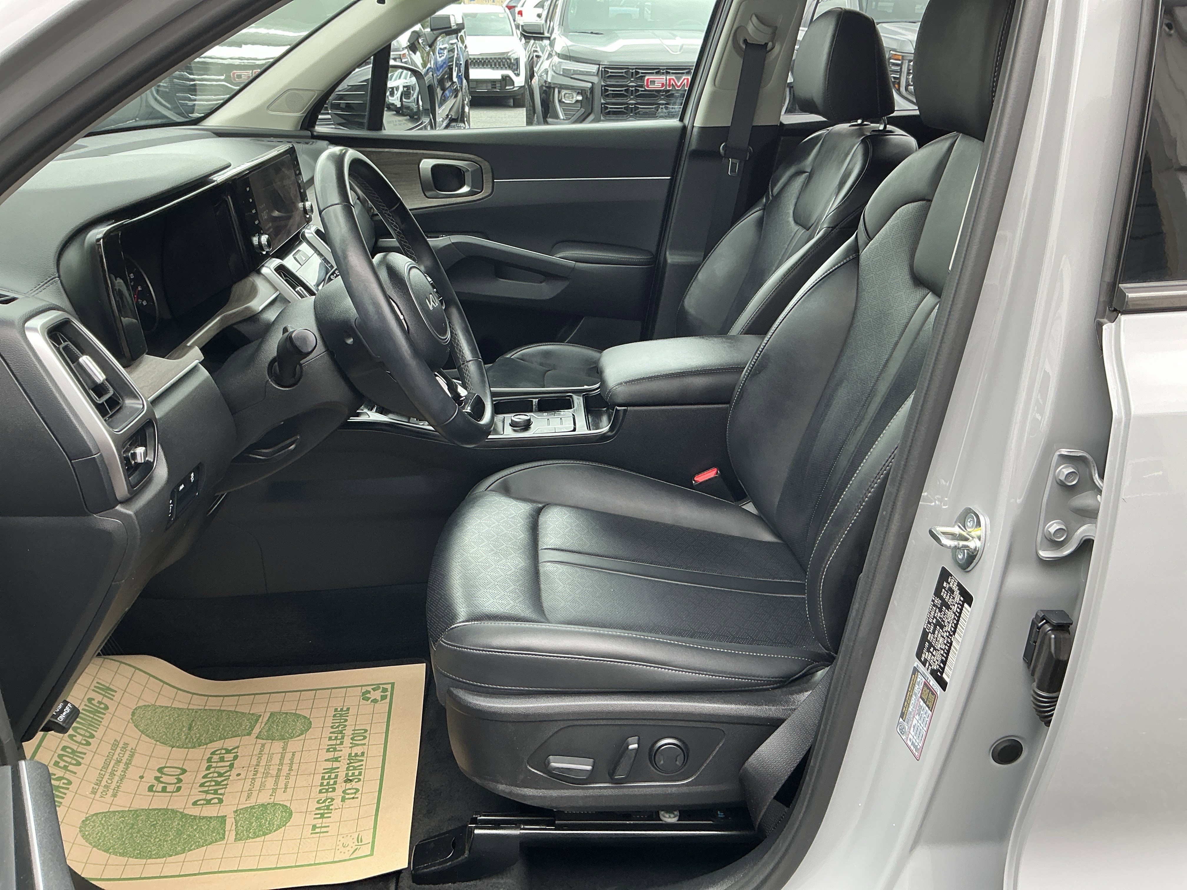 Certified 2023 Kia Sorento S AWD/4WD image 15