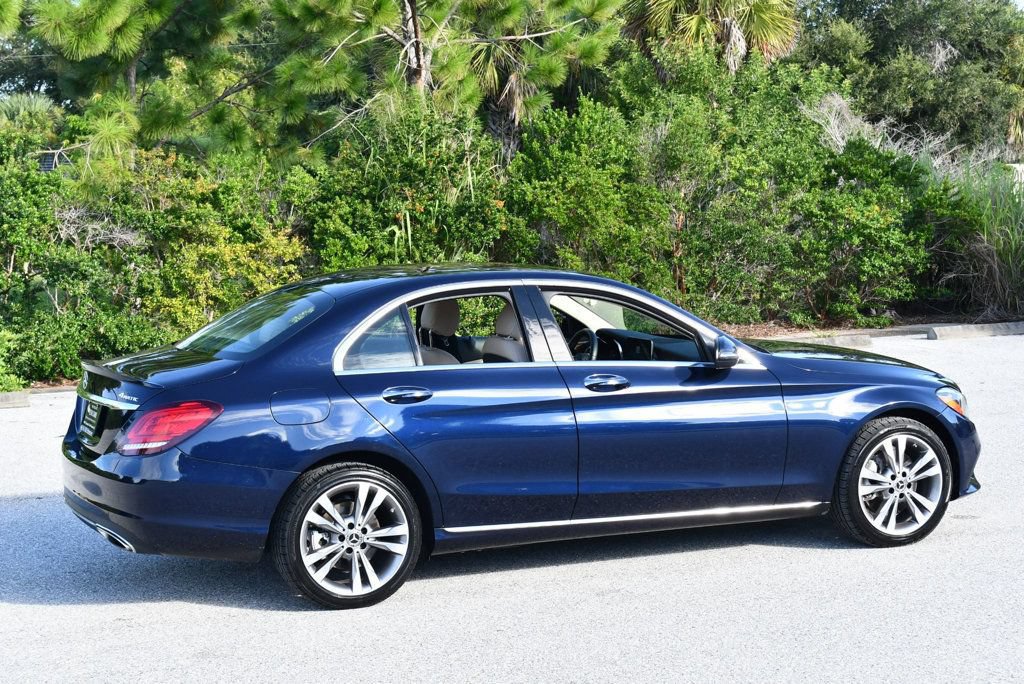 Used 2019 Mercedes-Benz C 300 4MATIC Sedan image 6