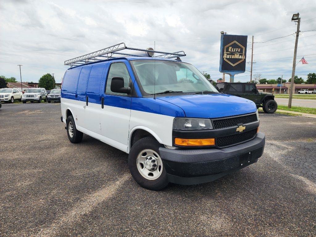Used 2019 Chevrolet Express 2500 w/ Driver Convenience Package RWD image 1