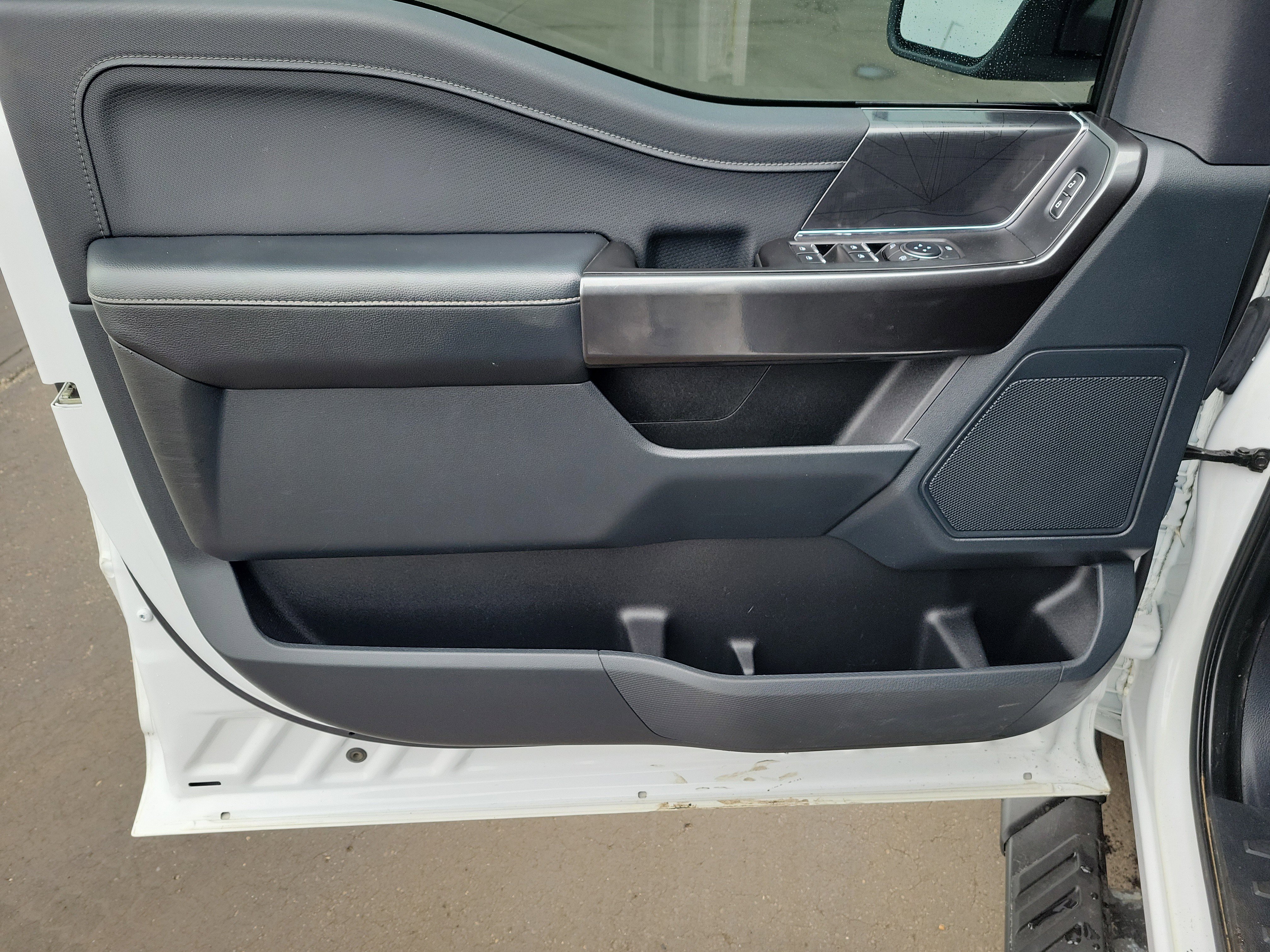 Used 2021 Ford F150 XLT w/ Equipment Group 302A High image 18