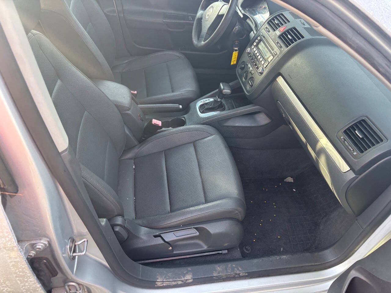 Used 2006 Volkswagen Jetta 2.5 FWD image 11