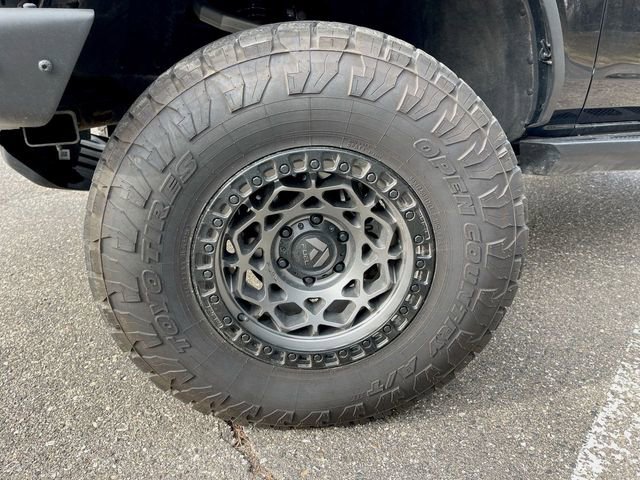 Used 2021 Ford Bronco Black Diamond image 32