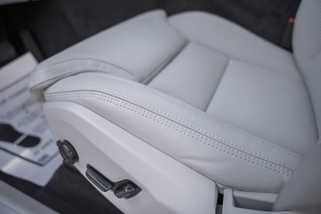 New 2026 Volvo XC60 B5 Ultra w/ Protection Package Premier image 34