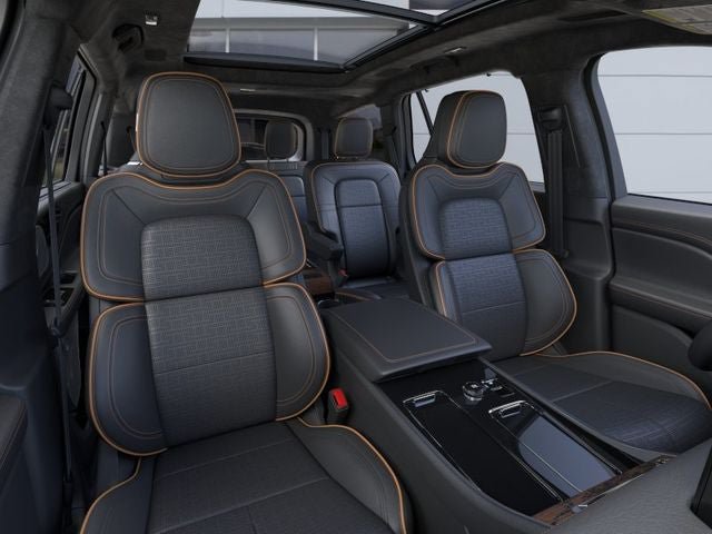 New 2026 Lincoln Aviator Black Label w/ Jet Appearance Package AWD/4WD image 10